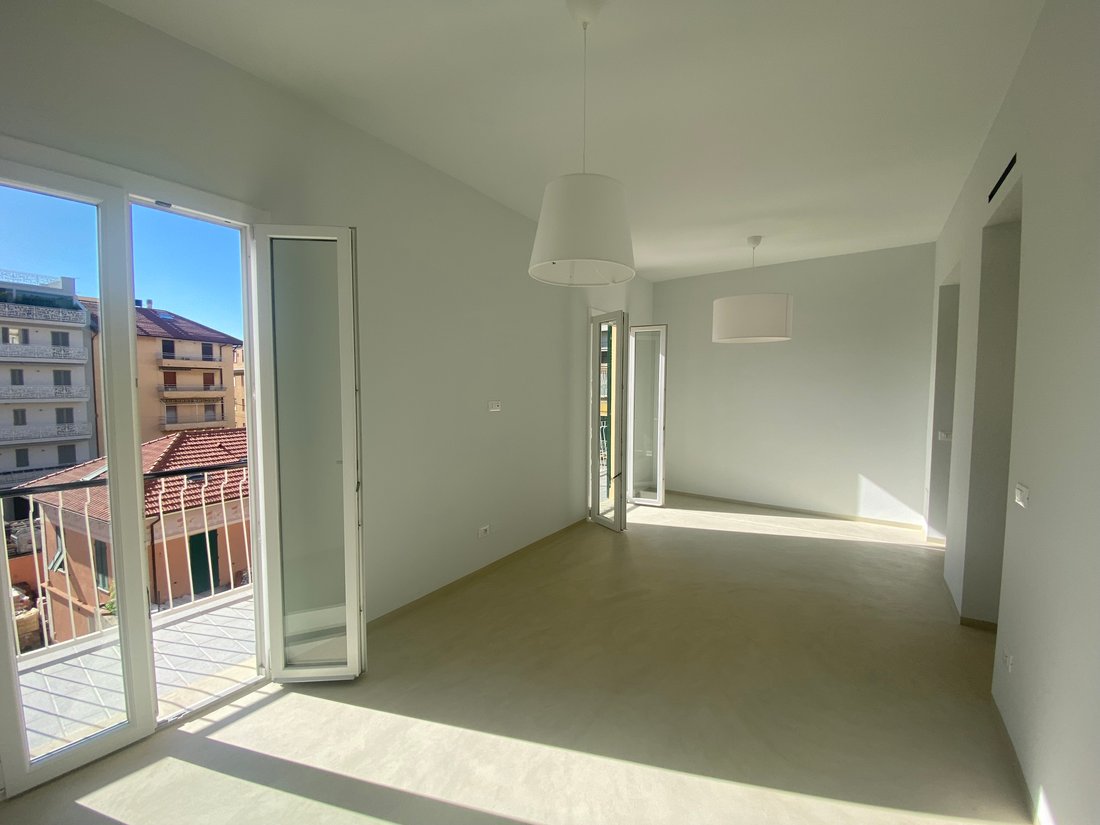 House in Center, Alassio, Italy 3 - 14412591
