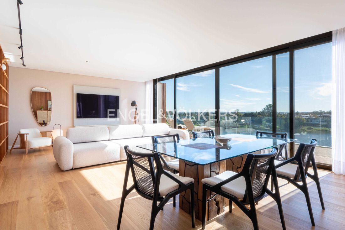 Apartment in Montevideo, Departamento de Montevideo, Uruguay 3 - 14413947