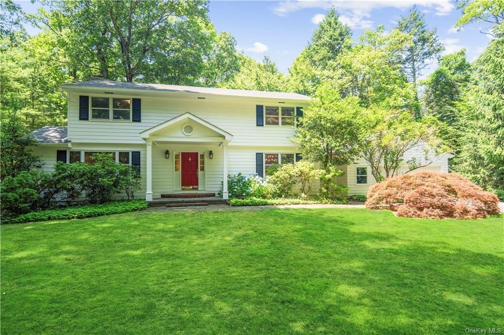 Classic Four Bedroom Colonial With In Chappaqua, New York, United