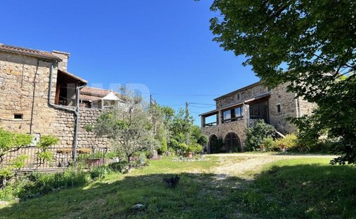 House in Rosières, Auvergne-Rhône-Alpes, France 1