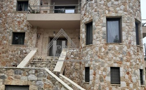 Villa in Marathonas, Attika, Griechenland 1