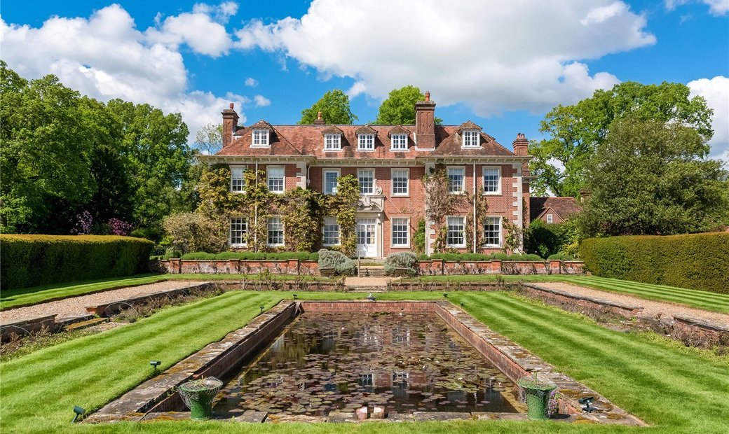 House, Snelsmore Common, Snelsmore Common, In Newbury, England, United ...