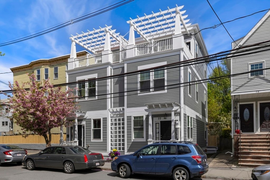 Condo in Somerville, Massachusetts, United States 4 - 14414309