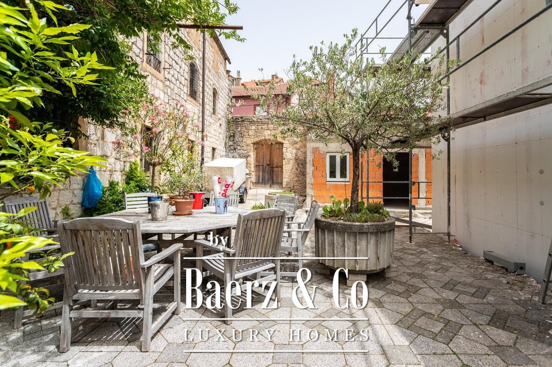 Townhouse in Sinj, Split-Dalmatia County, Croatia 2 - 14415703