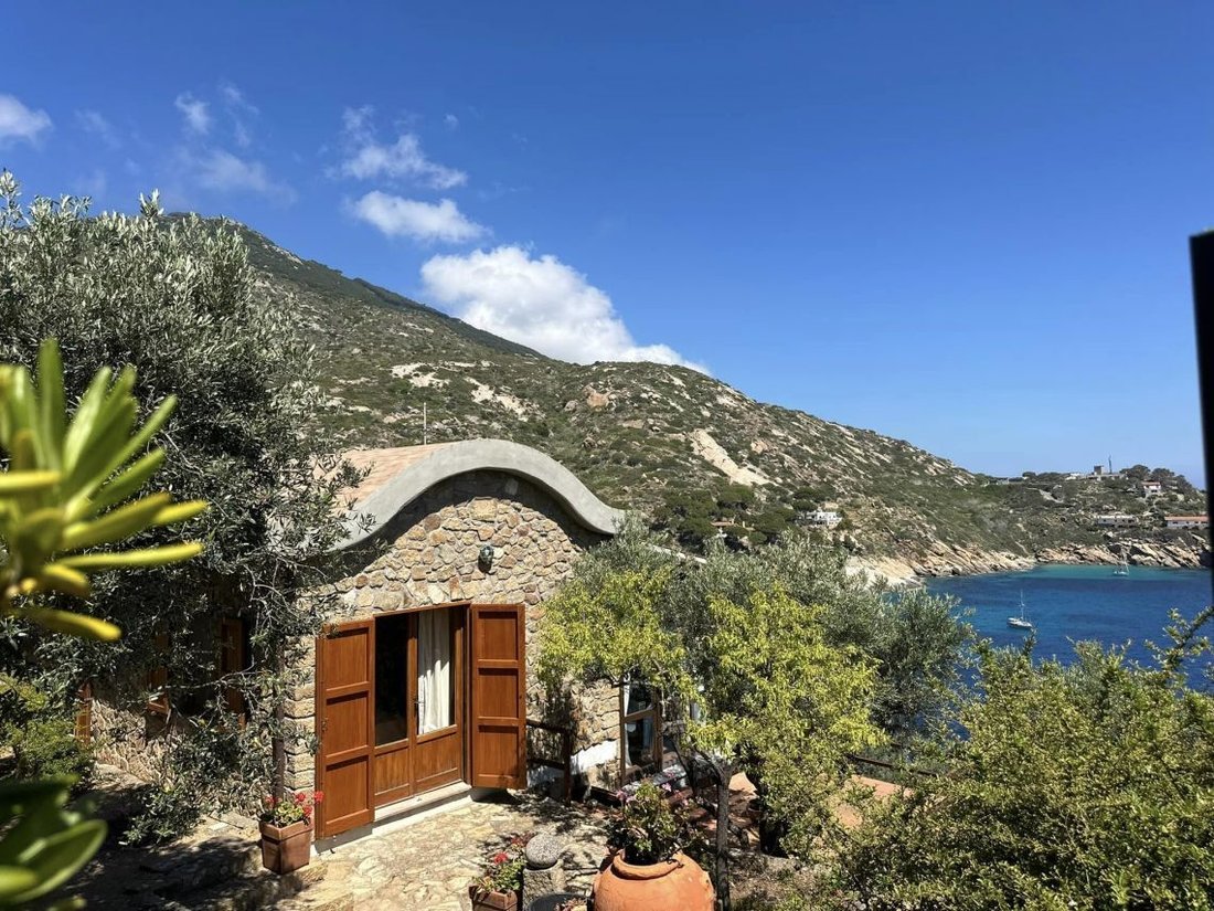 Villa à Île de Giglio, Toscane, Italie 1 - 14416802