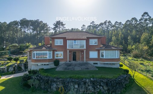 Villa in Baiona (District), Baiona, Spain 1