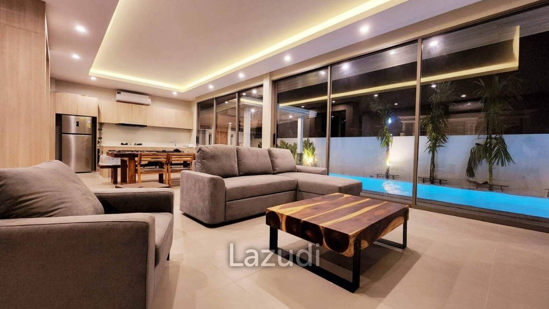 Villa in Chalong, Phuket, Thailand 2 - 14420017