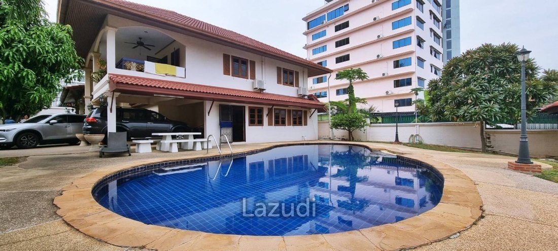 Villa in Pattaya City, Chon Buri, Thailand 1 - 14419972
