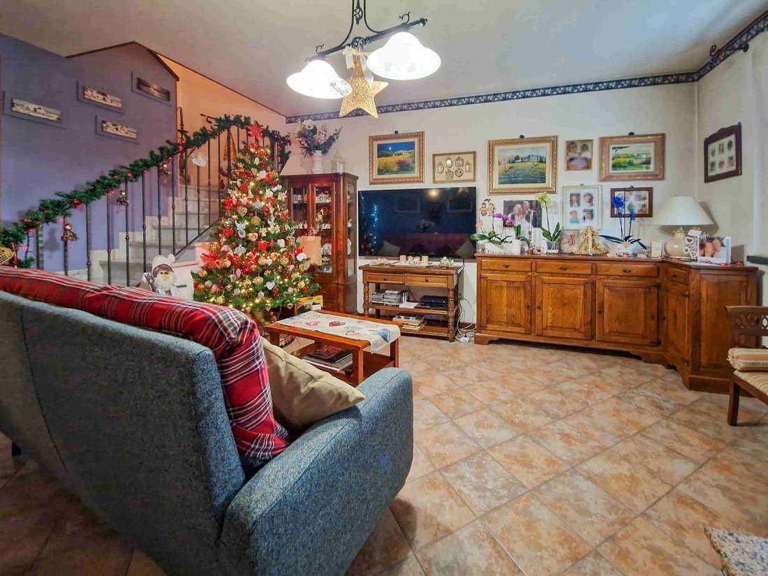 Townhouse in Vittoria Apuana, Forte dei Marmi, Tuscany 5 - 12621796