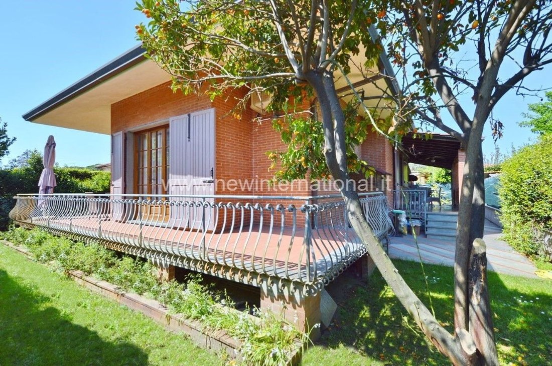 Villa in Center, Forte dei Marmi, Tuscany 2 - 14187012