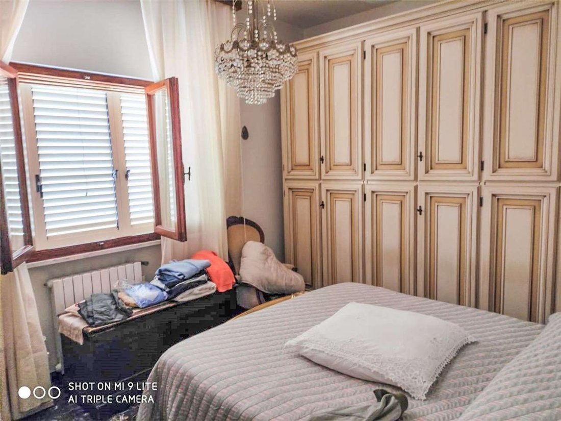 Land in Pietrasanta, Tuscany, Italy 5 - 12268210