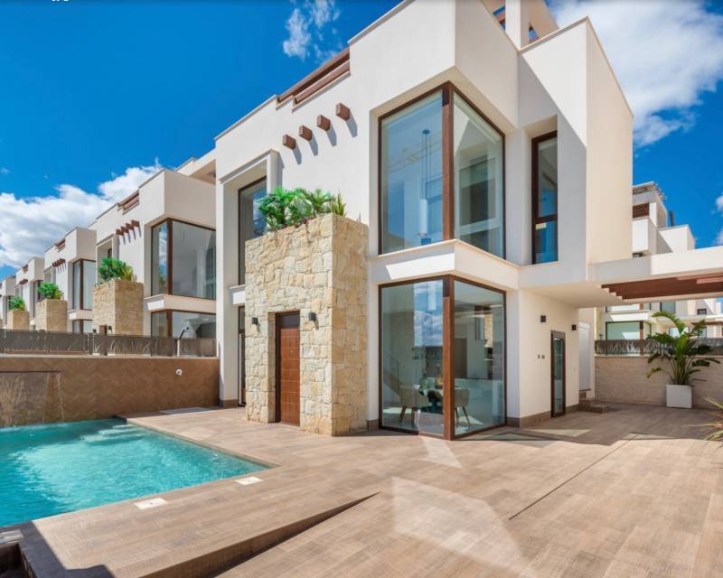Villa in Los Montesinos, Valencian Community, Spain 1 - 14417681