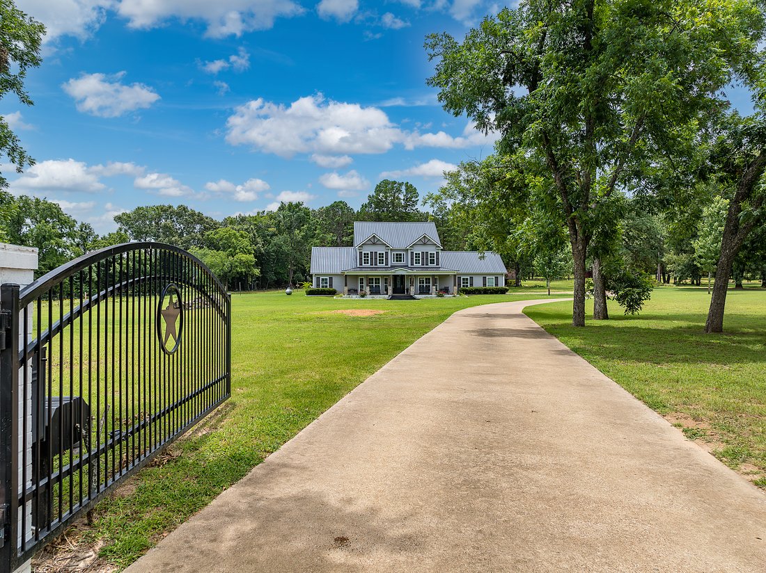 Farm Ranch in Palestine, Texas, United States 1 - 14417084