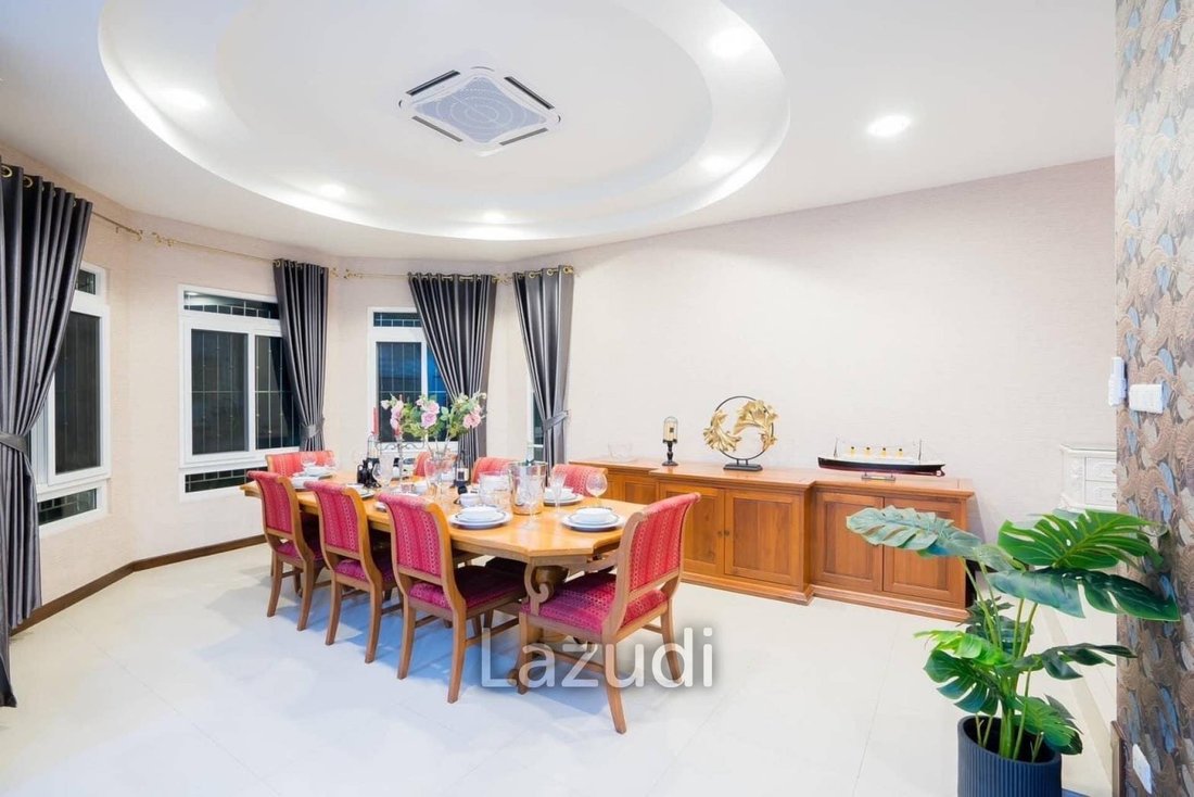 Villa in Pattaya City, Chon Buri, Thailand 3 - 14419977