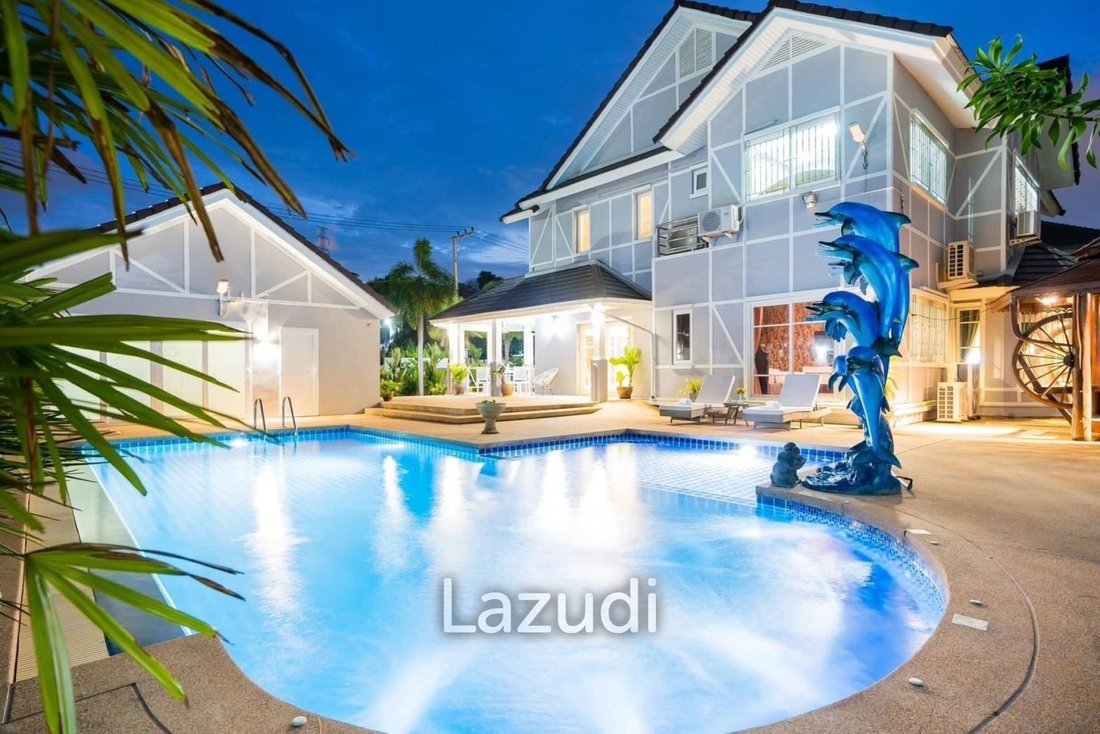 Villa in Pattaya City, Chon Buri, Thailand 1 - 14419977