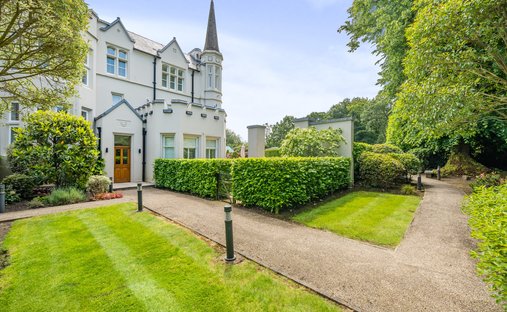 Penthouse in Kingswood, Reigate and Banstead, England 1