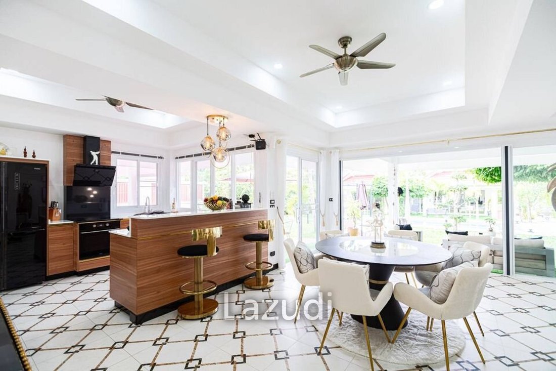 Villa in Rawai, Phuket, Thailand 3 - 14420026