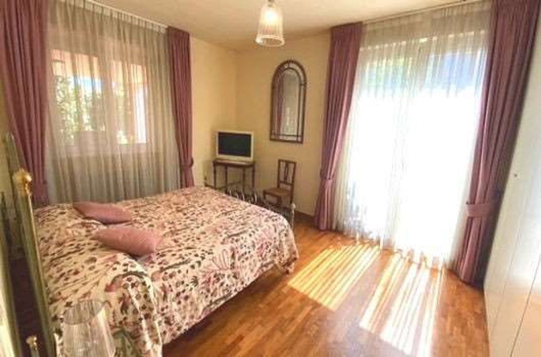 House in Center, Forte dei Marmi, Tuscany 3 - 12268239