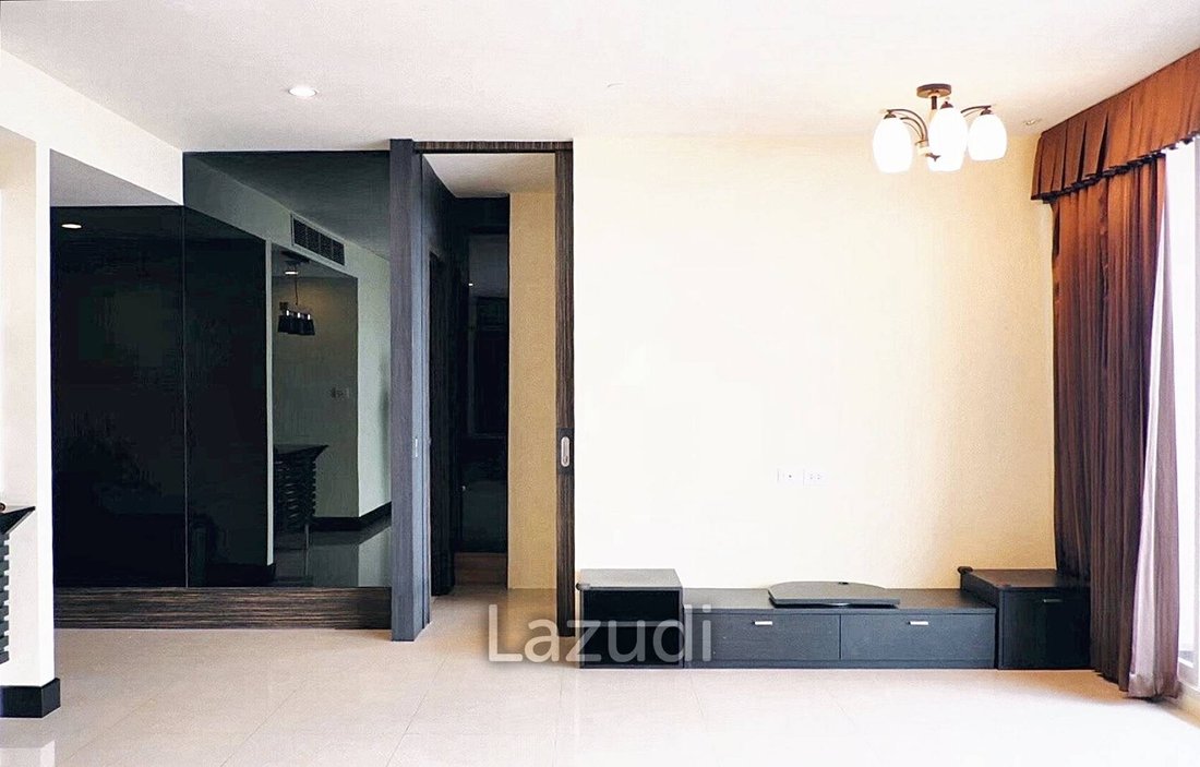 Apartment in Bang Lamphu Lang, Krung Thep Maha Nakhon, Thailand 2 - 14419646