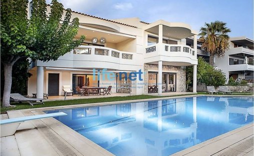 House in Saronida, Attica, Greece 1