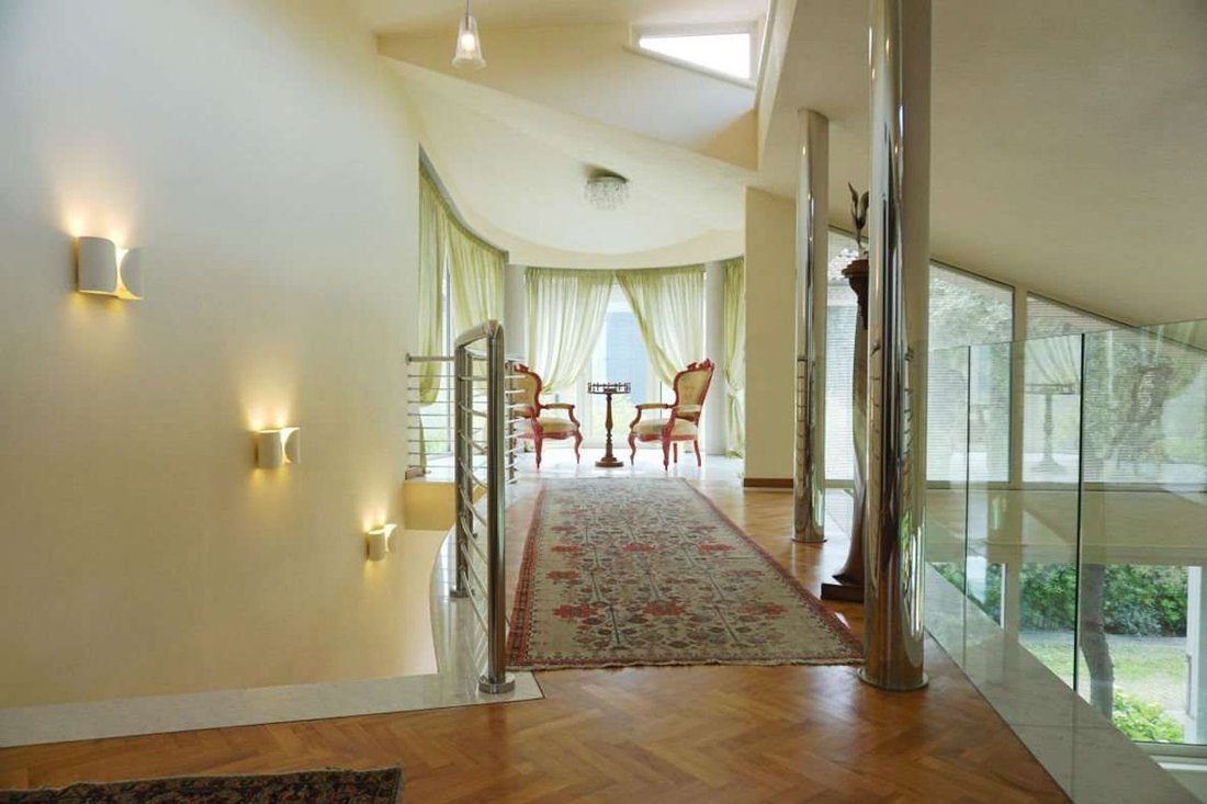 House in Center, Forte dei Marmi, Tuscany 2 - 12268239