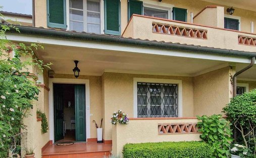 Townhouse in Center, Forte dei Marmi, Tuscany 1