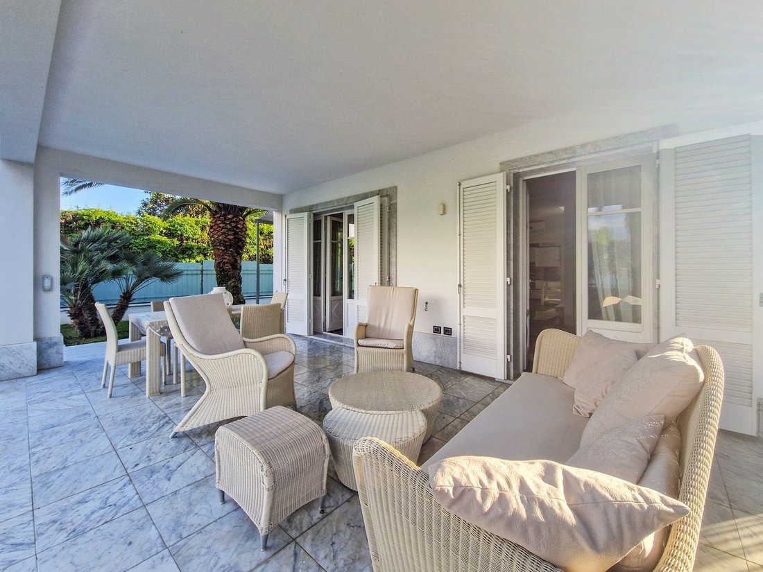 House in Center, Forte dei Marmi, Tuscany 5 - 14215239