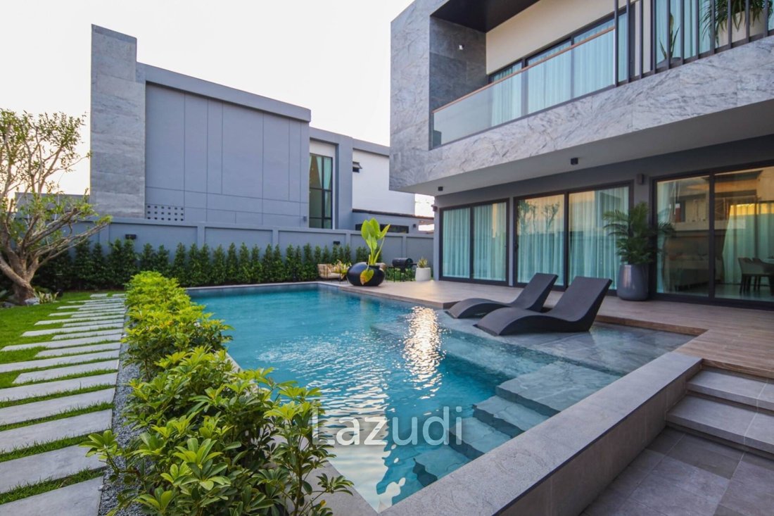 Villa in Pattaya City, Chon Buri, Thailand 1 - 14419911