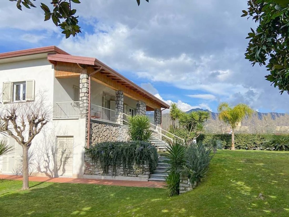 Apartment in Seravezza, Tuscany, Italy 3 - 14222509