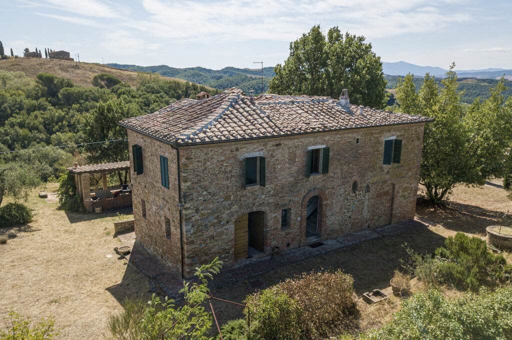 Autres à Asciano, Toscane, Italie 1 - 14419643