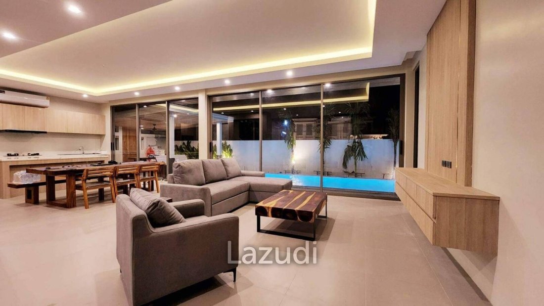 Villa in Chalong, Phuket, Thailand 4 - 14420017