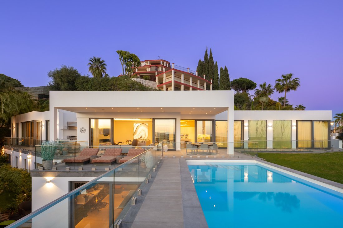 Villa in Guadalmina Alta, San Pedro de Alcantara, Spain 2 - 14071441