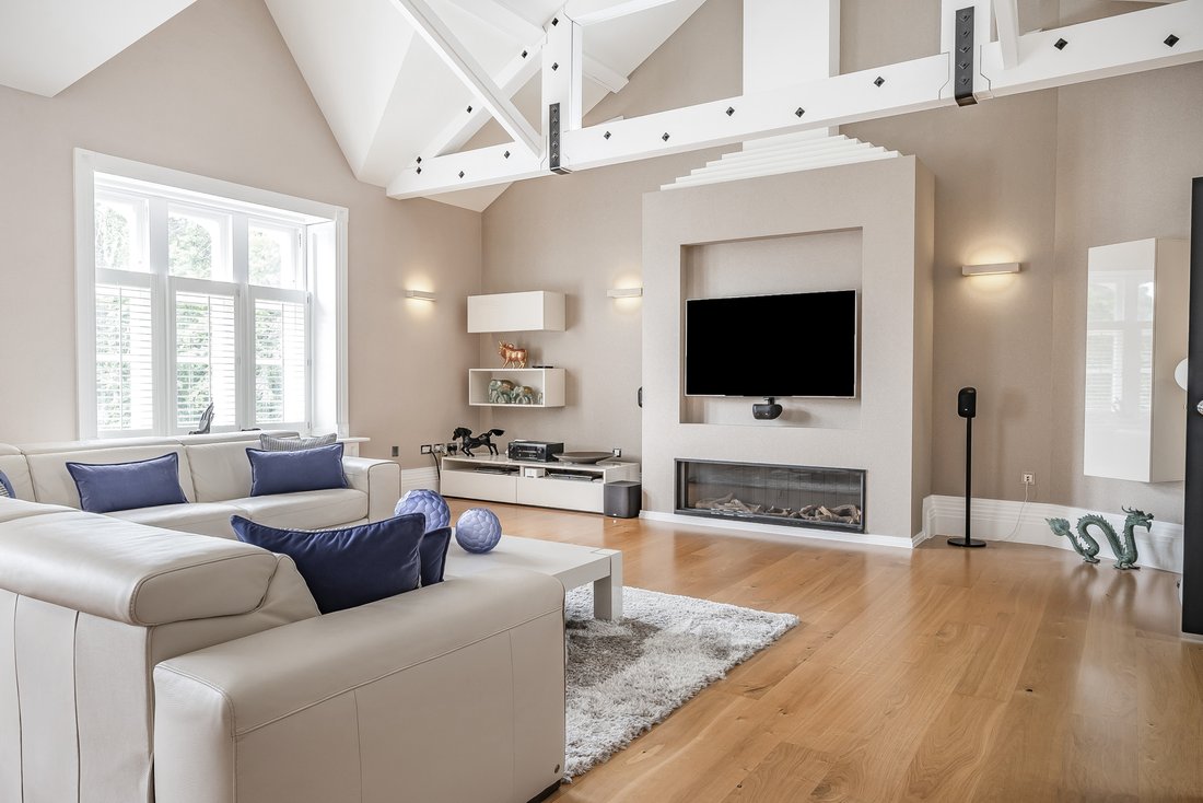 Apartment in Kingswood, Reigate and Banstead, England 5 - 14418311