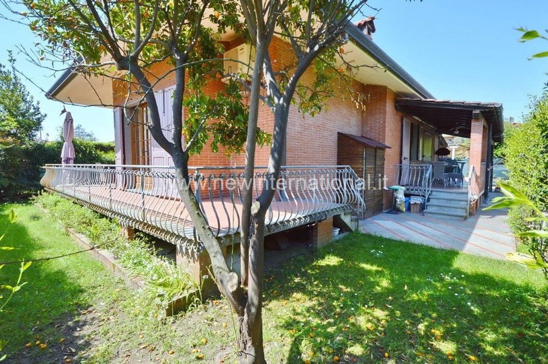 Villa in Center, Forte dei Marmi, Tuscany 1 - 14187012