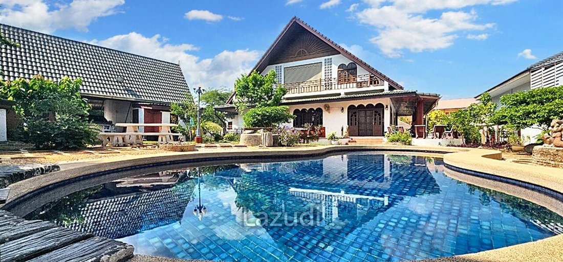 Villa in Pong, Chon Buri, Thailand 1 - 14420002