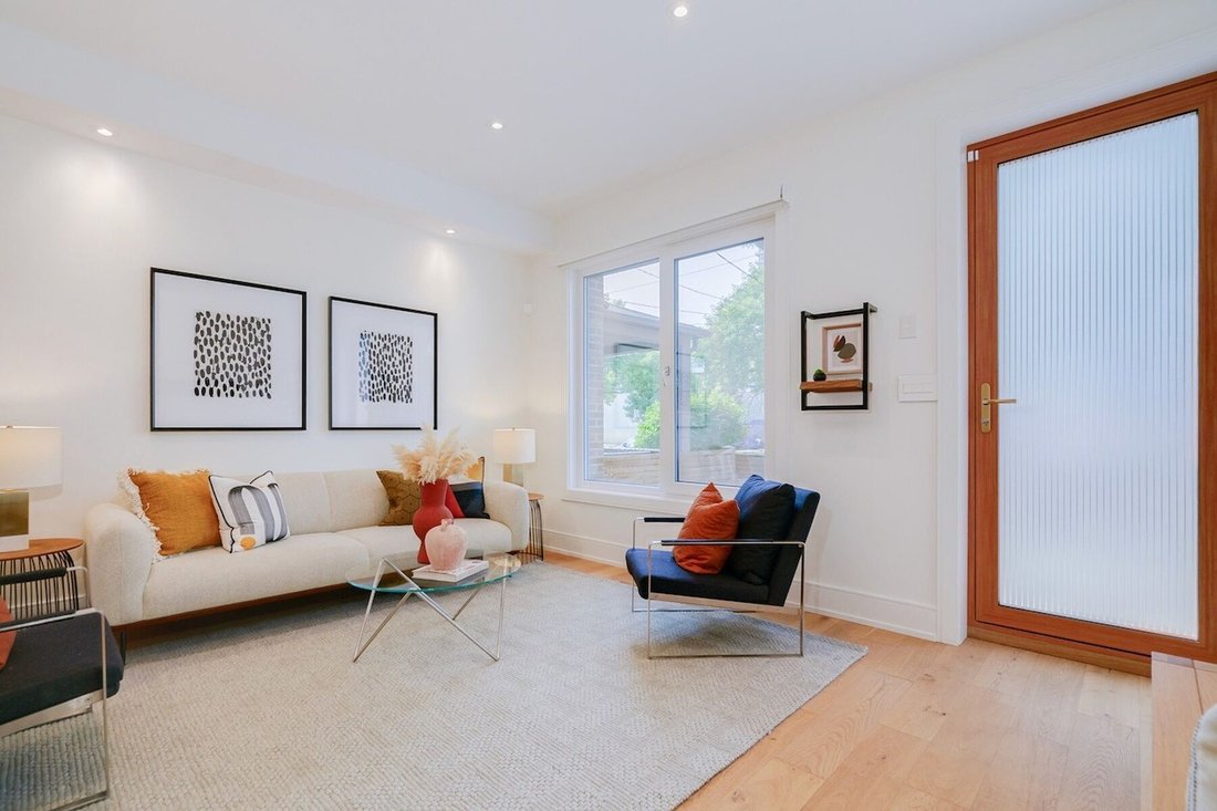 House in Toronto, Ontario, Canada 3 - 14420513