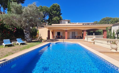 Villa in Santa Ponsa, Balearic Islands, Spain 1