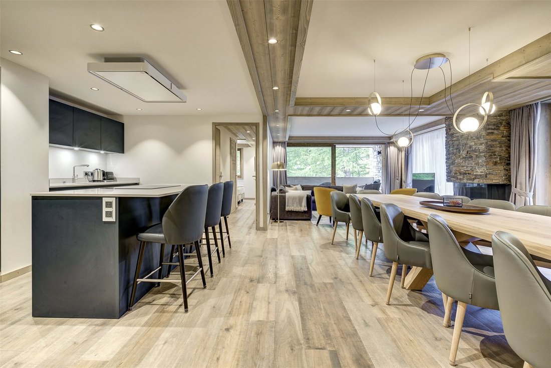 Apartment in Val-d'Isere, Auvergne-Rhône-Alpes, France 3 - 14256125