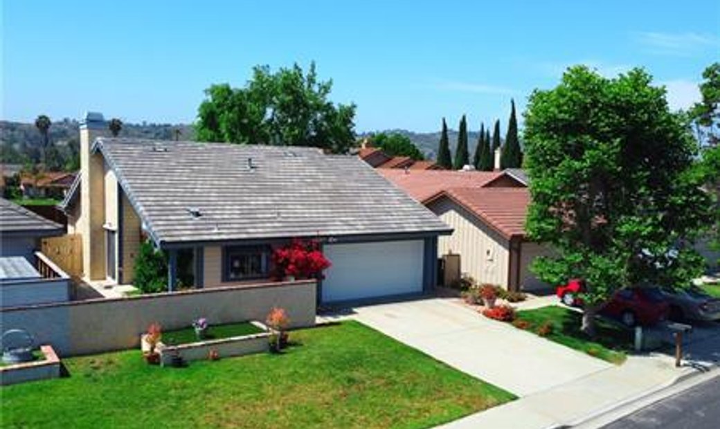 3 Bedrooms Single Family Detached En Moorpark, California, Estados