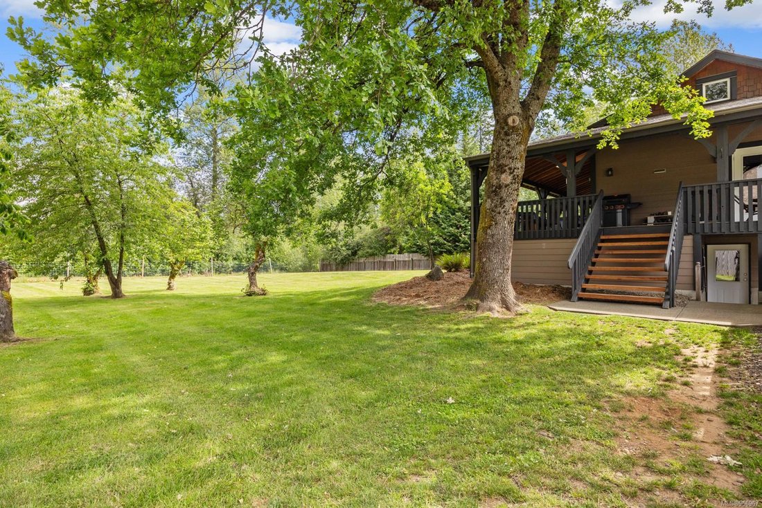 Black Creek Residential In Black Creek, British Columbia, Canada For