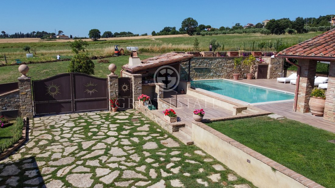 Finca en Castiglione del Lago, Umbría, Italia 5 - 14421791