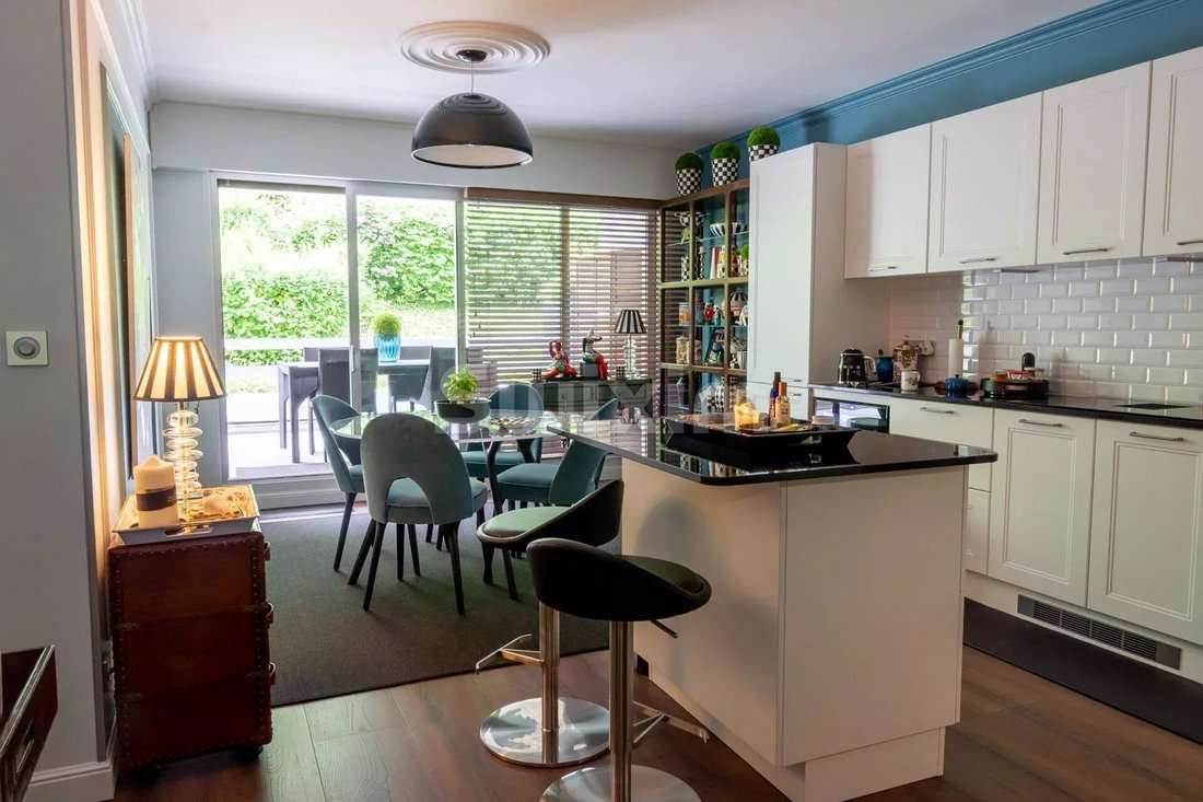 Apartment in Bord du Lac, Evian-les-Bains, France 2 - 14422150