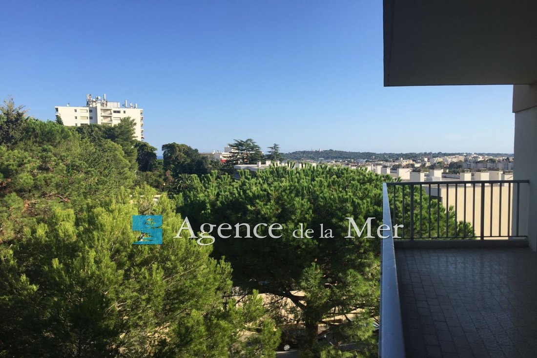 Apartment in Les Cougoulins-Rastines, Antibes, France 1 - 14421079