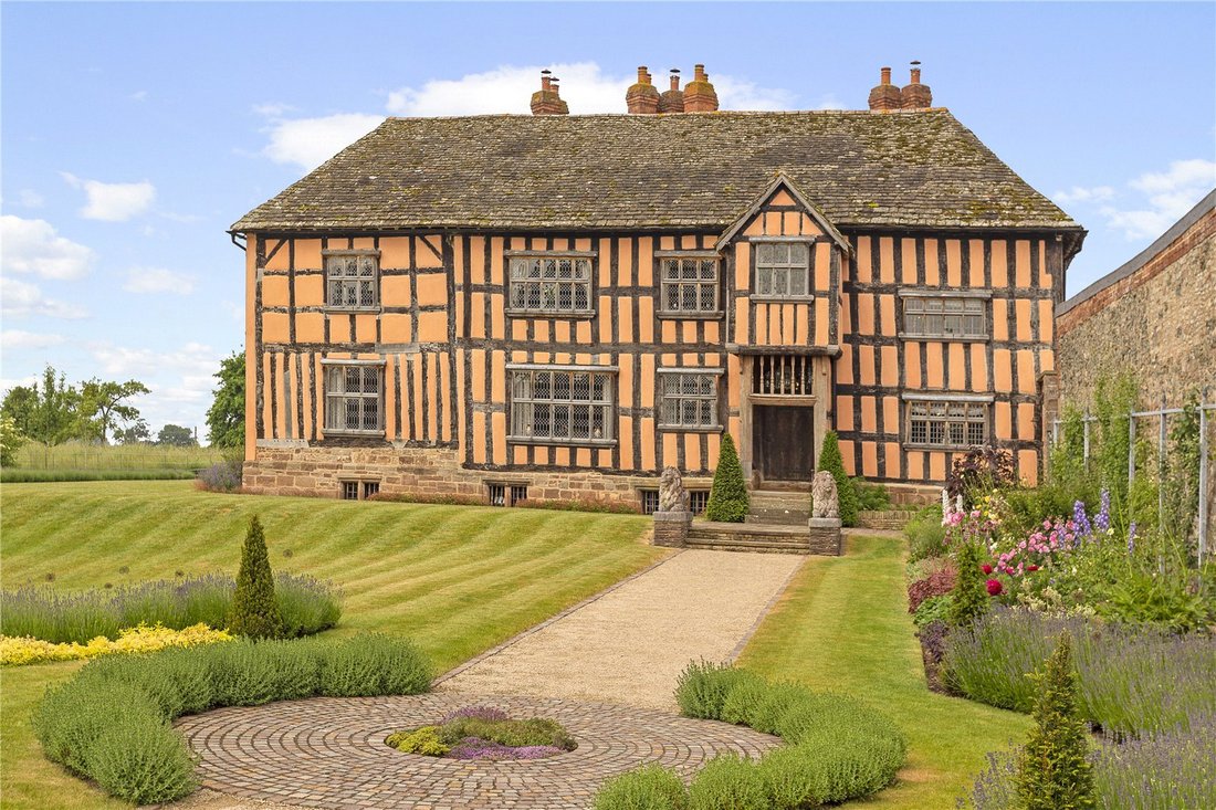 House in Shakesfield, Dymock, England 1 - 14421247