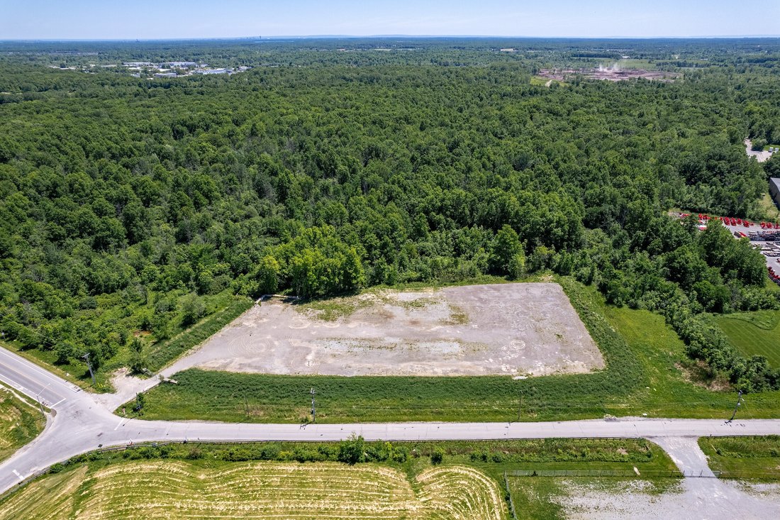 Land in Niagara Falls, Ontario, Canada 4 - 14424036