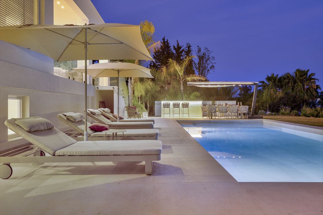 Villa in Benahavis, Andalusia, Spain 2 - 14427792