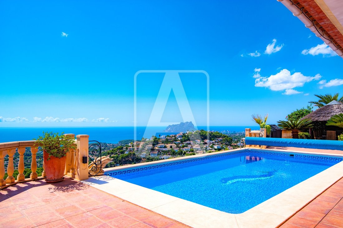 Villa in Moraira, Teulada, Valencian Community 1 - 12188083