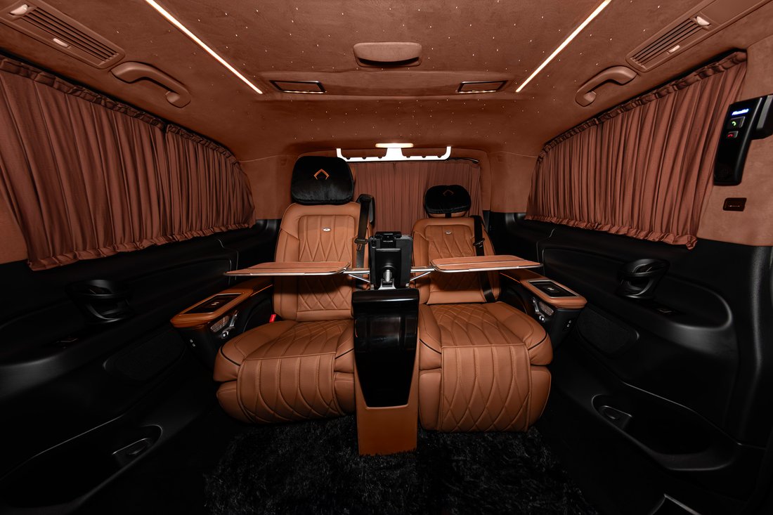 Limousine in Mount Laurel Township, New Jersey, United States 5 - 14424319