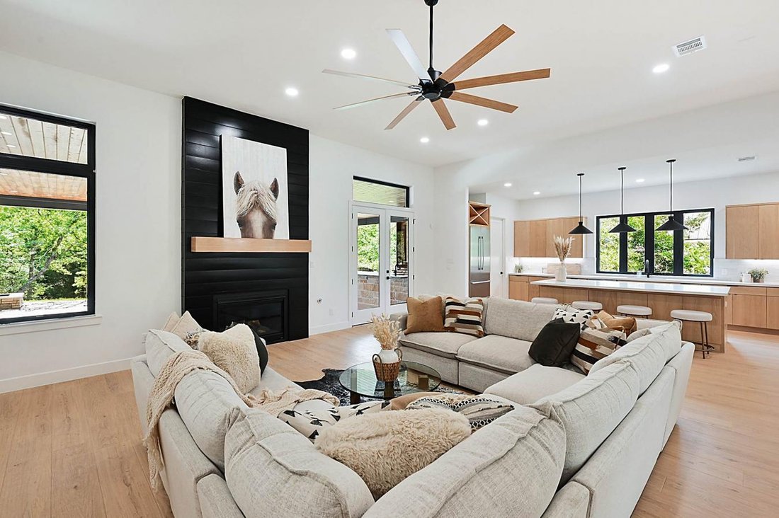 House in College Station, Texas, United States 2 - 14427572