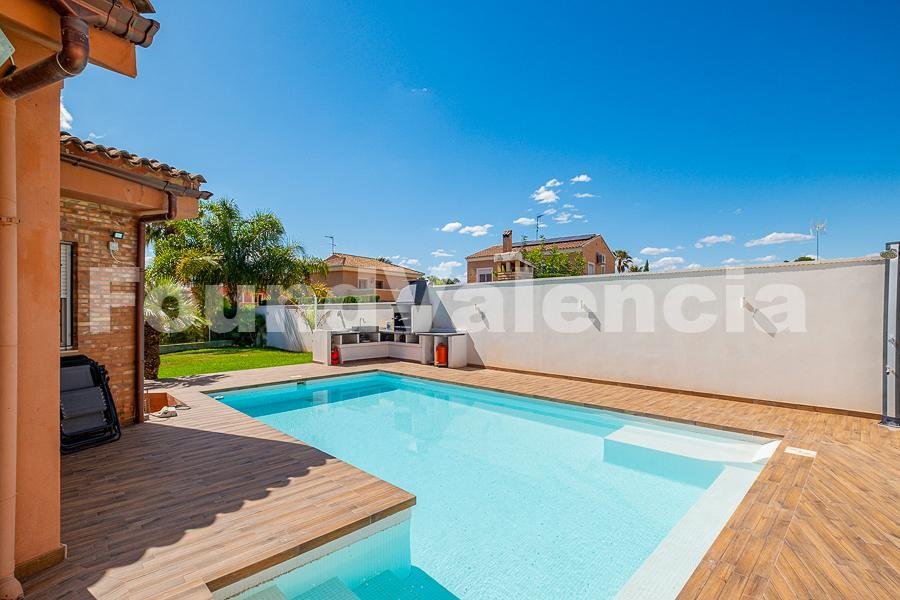 Villa in Riba-roja de Turia, Valencian Community, Spain 4 - 14424934